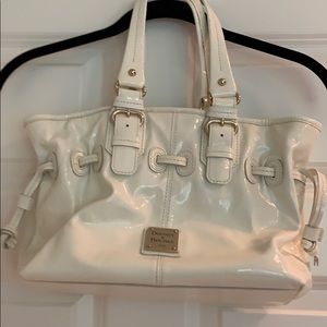 Dooney & bourke purse.